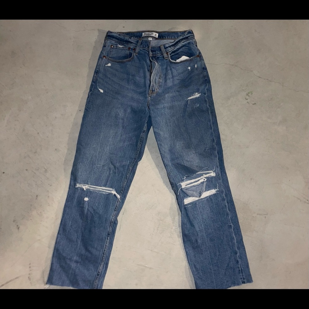 Abercrombie curve love ultra high straight jeans size 30 medium wash
